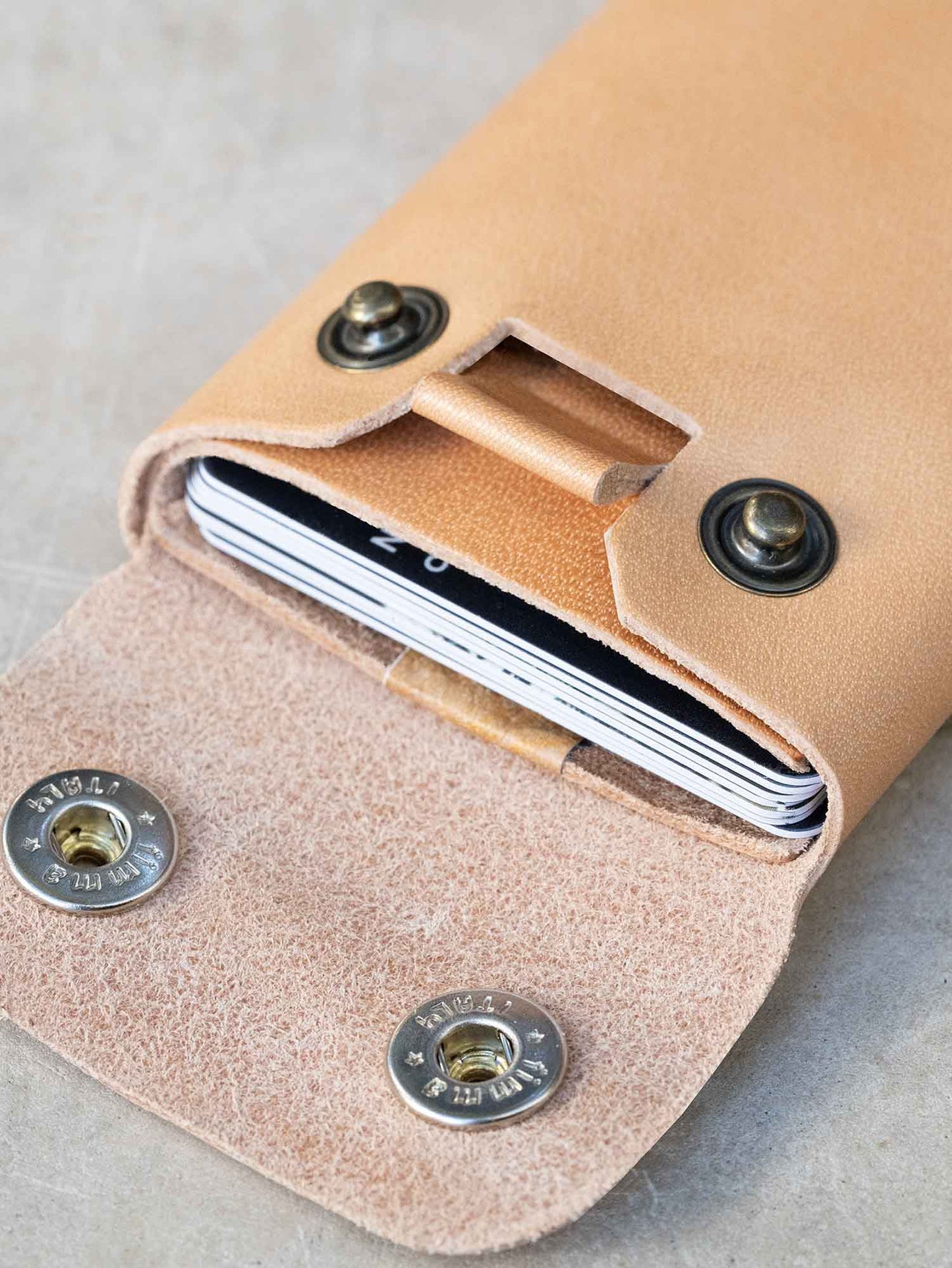 Crazy Horse Leather Type Wallet "Rhombus" - MAKEY EU