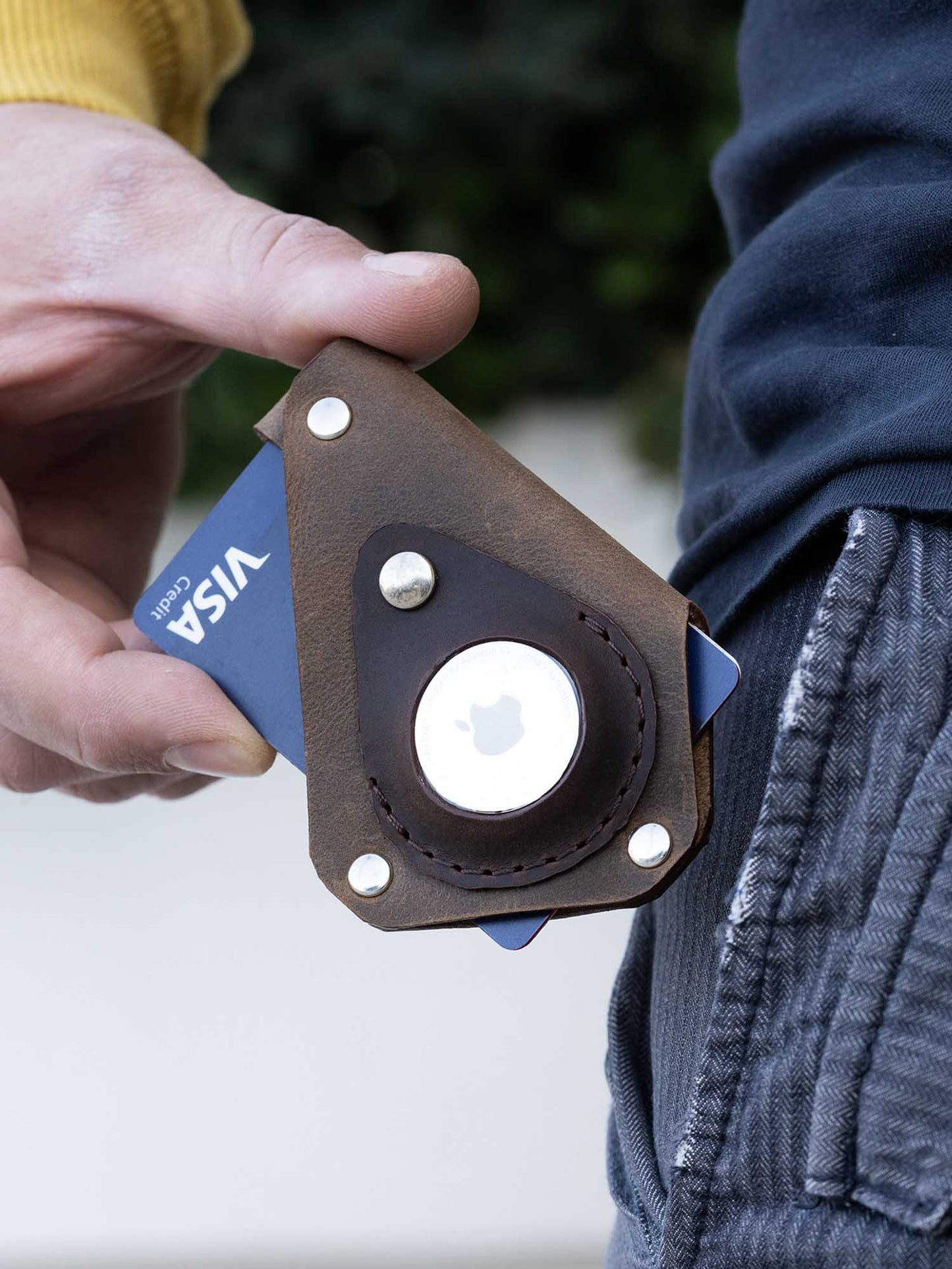 カード、請求書、コインのウォレット「Trigon Wallet」