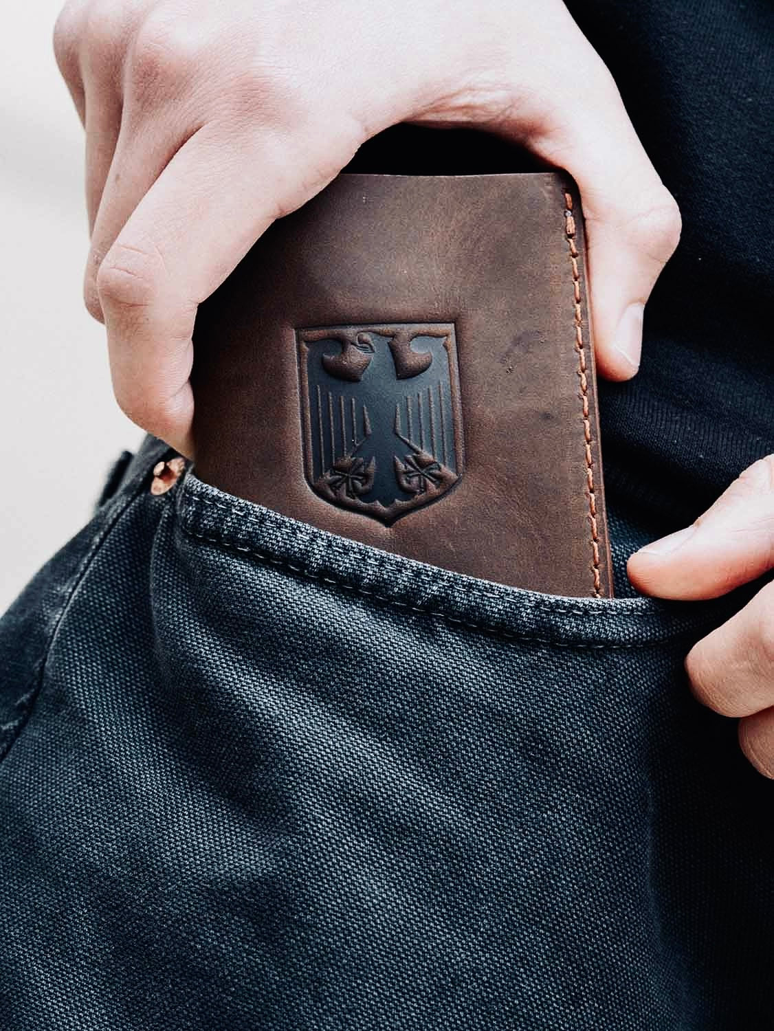 محفظة للبطاقات والفواتير "باتريوت" دي