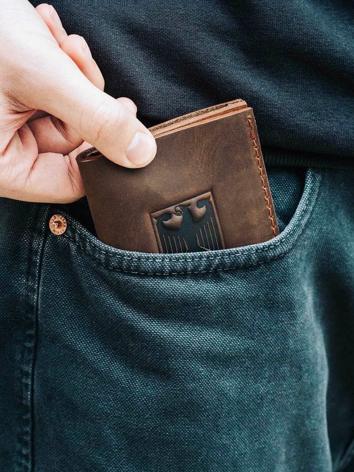 محفظة للبطاقات والفواتير "باتريوت" دي