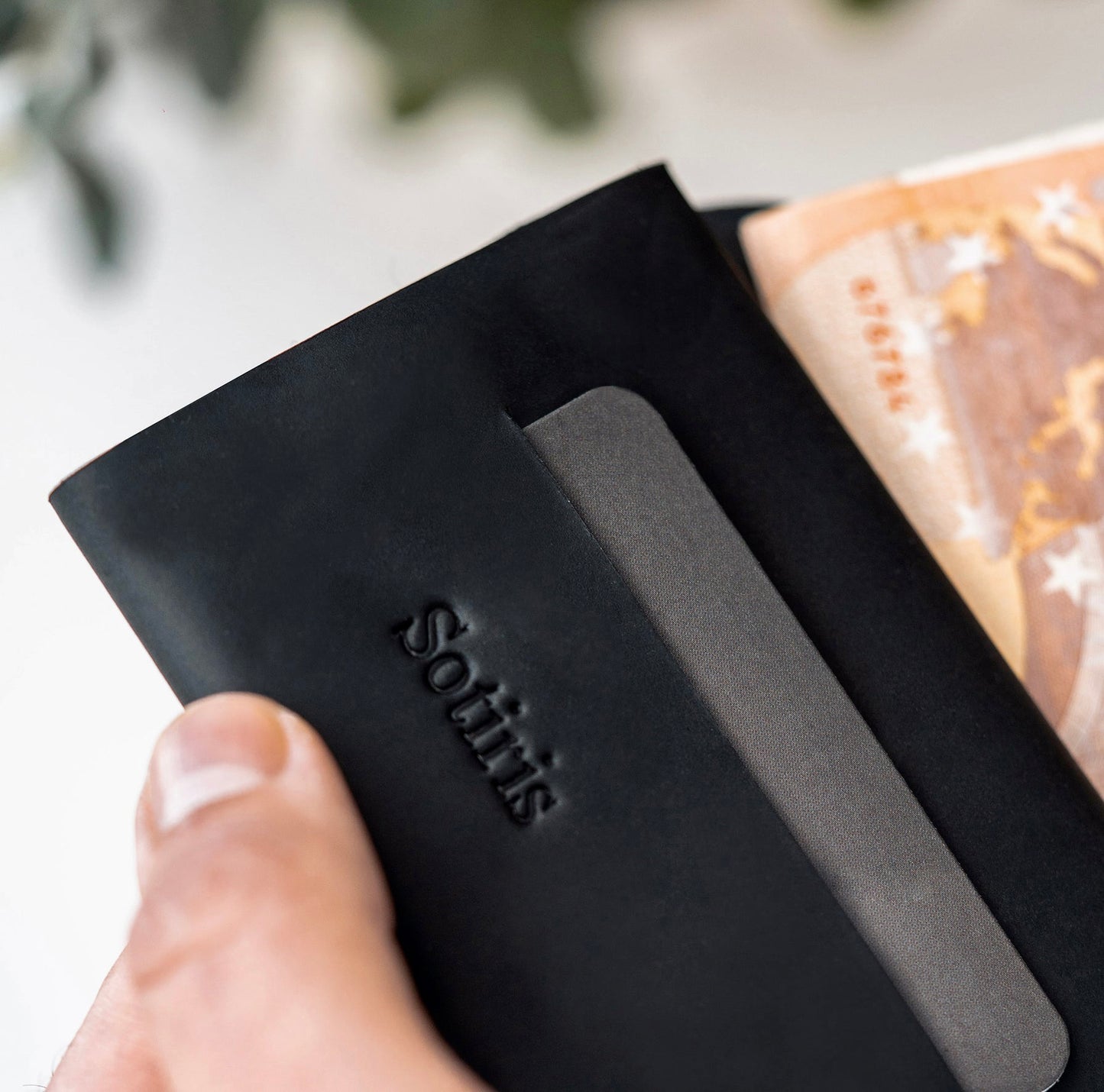 Wallet for Cards, Bills and Coins "iD Wallet" - MAKEY EU