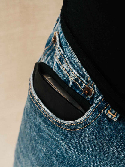 携帯電話ケースとウォレット「イージーケース」