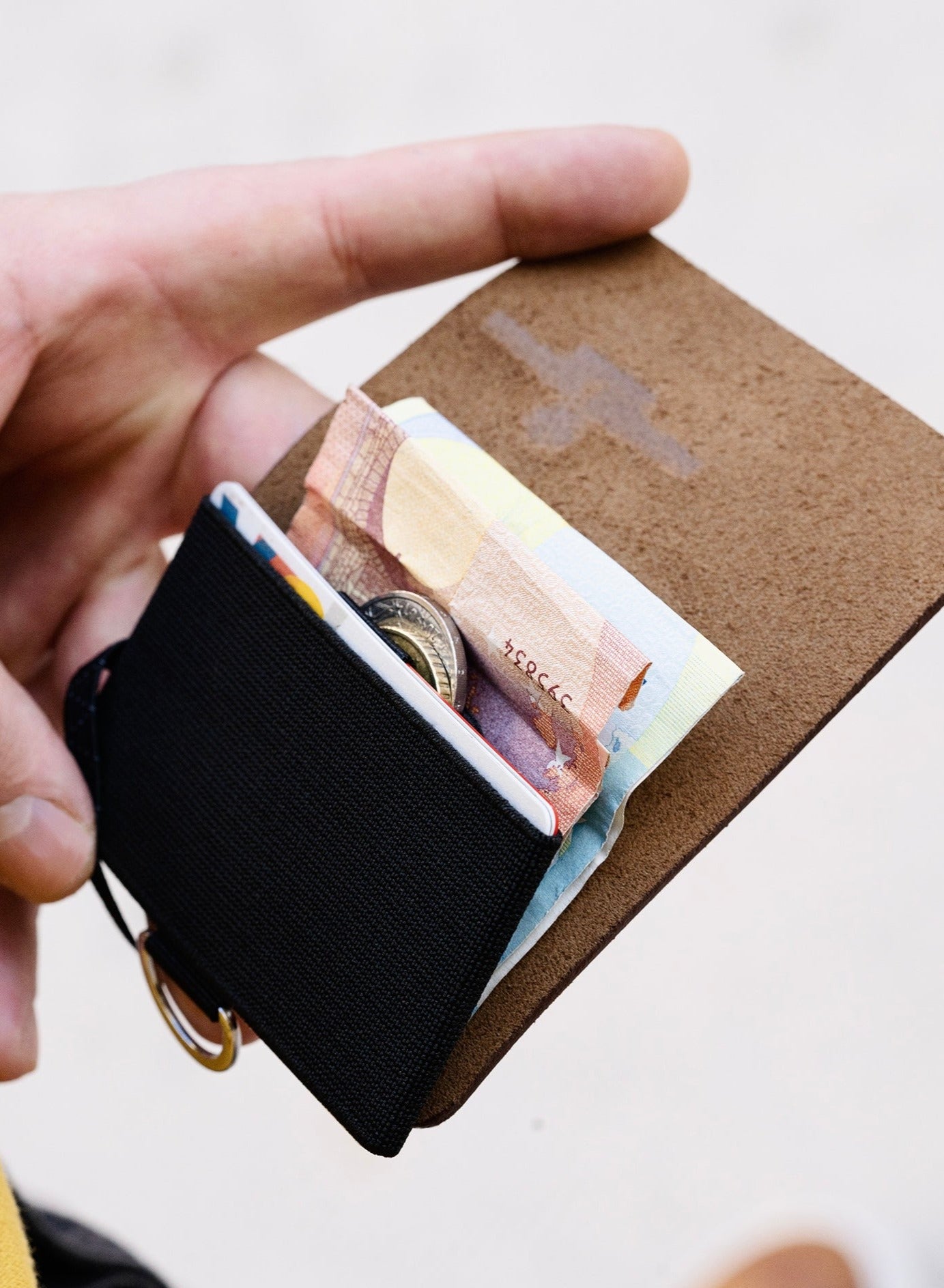 Portemonnee voor kaarten, biljetten en munten "Handy Wallet"