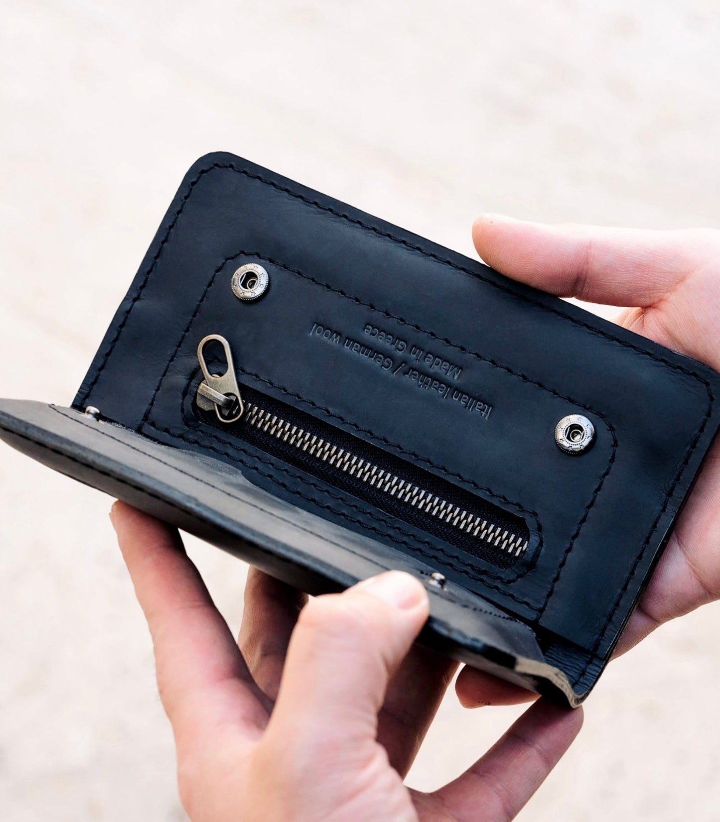 Mobile Phone Case & Wallet "PHONE WALLET" - MAKEY EU