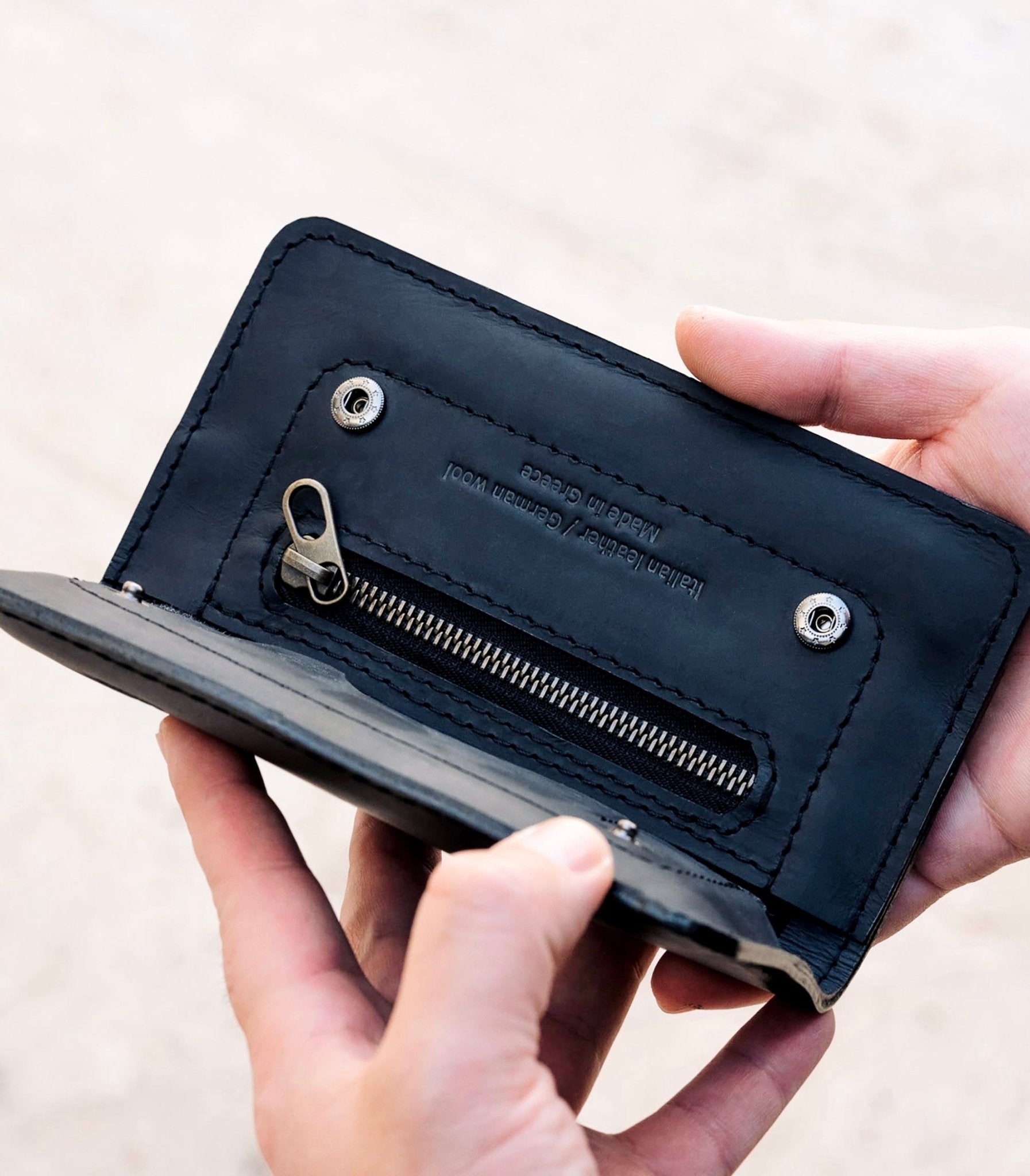 Mobile Phone Case & Wallet "PHONE WALLET" - MAKEY EU