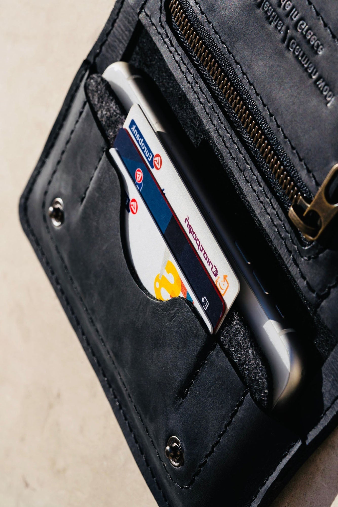 Mobile Phone Case & Wallet "PHONE WALLET" - MAKEY EU