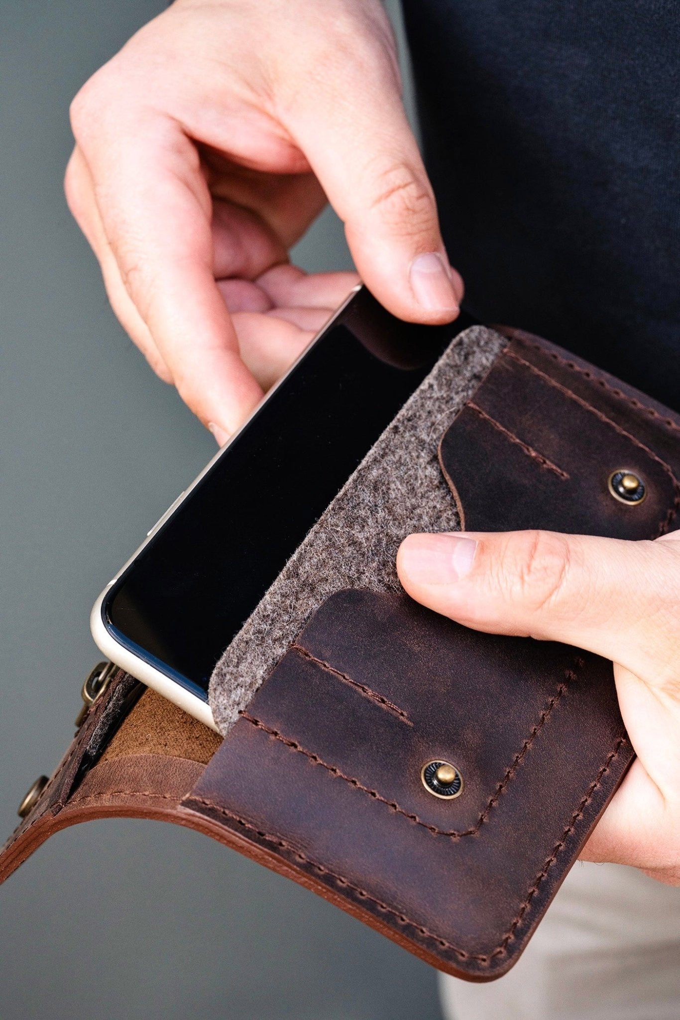 Mobile Phone Case & Wallet "PHONE WALLET" - MAKEY EU